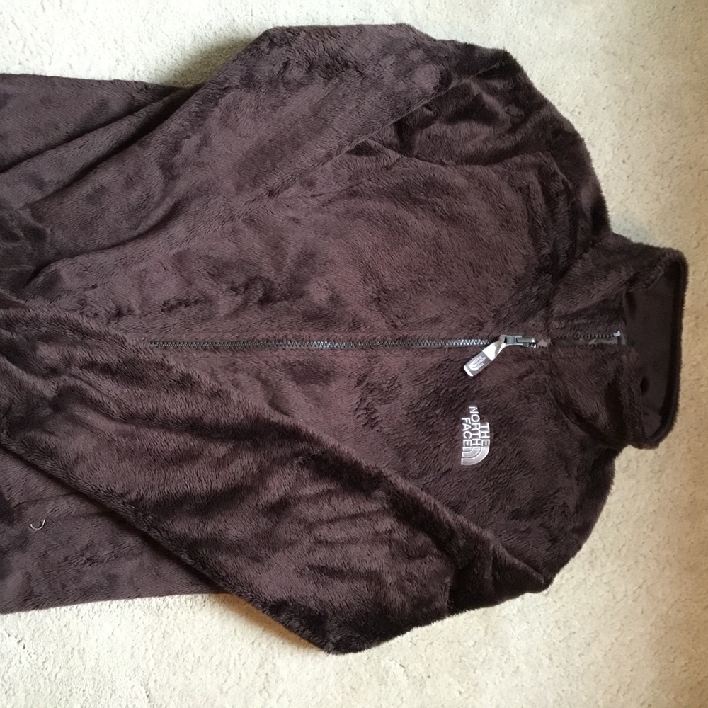 Size small women’s dark brown North Face zippered fleece jacket